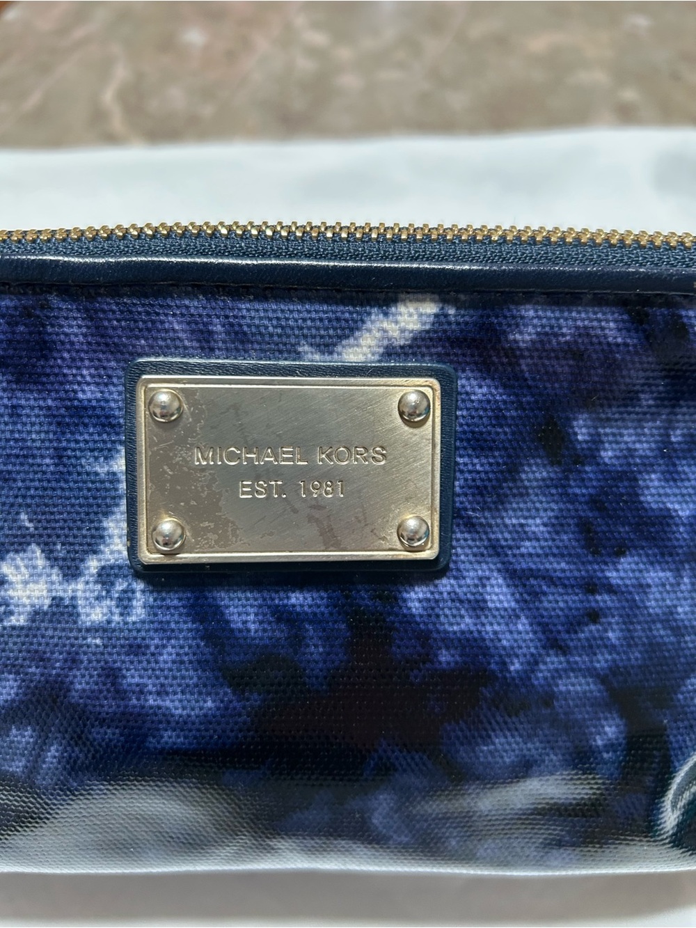 Michael Kors Blue and White Tie-Dye Small Pouch - Picture 6 of 10